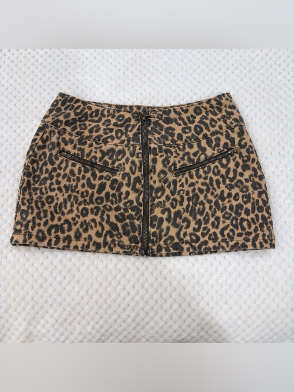 Pull&Bear Leopard-Print Mini Skirt - Black & Brown